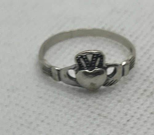 Vintage Sterling Silver Claddagh Ring-Sz. 9