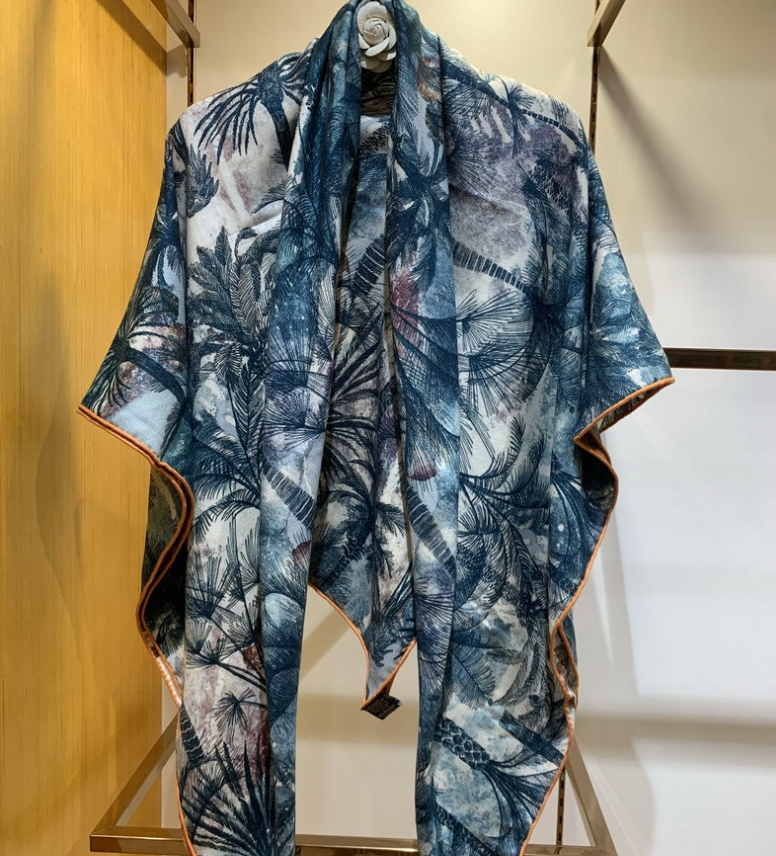 70% Cashmere 30% Silk Double-Sided Bandana Scarf 53 Inch Coconut Print Street Style