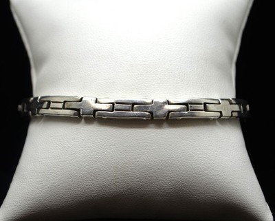 Sterling Silver Adorable Chunky Cross Link Bracelet 7.75