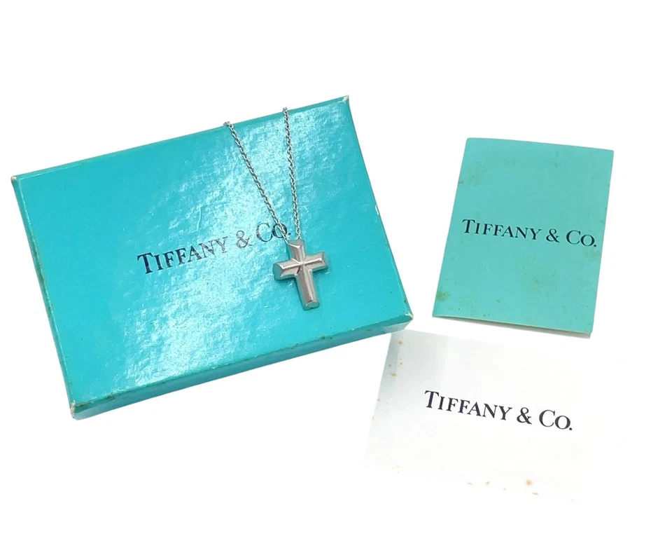 Authentic Tiffany & Co. Cross w/ 4 heart edges Paloma Picasso Silver925 Necklace - Image 3 of 4