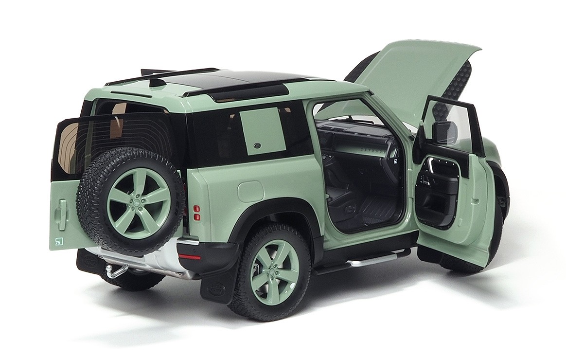 Almost Real 1:18 LAND ROVER DEFENDER 90 GREEN 75TH LIMITED EDITION