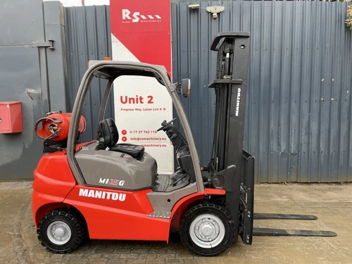 Manitou MI25G year 2017 3773 hours LPG 2.5t Forklift Duplex Mast £9600+VAT
