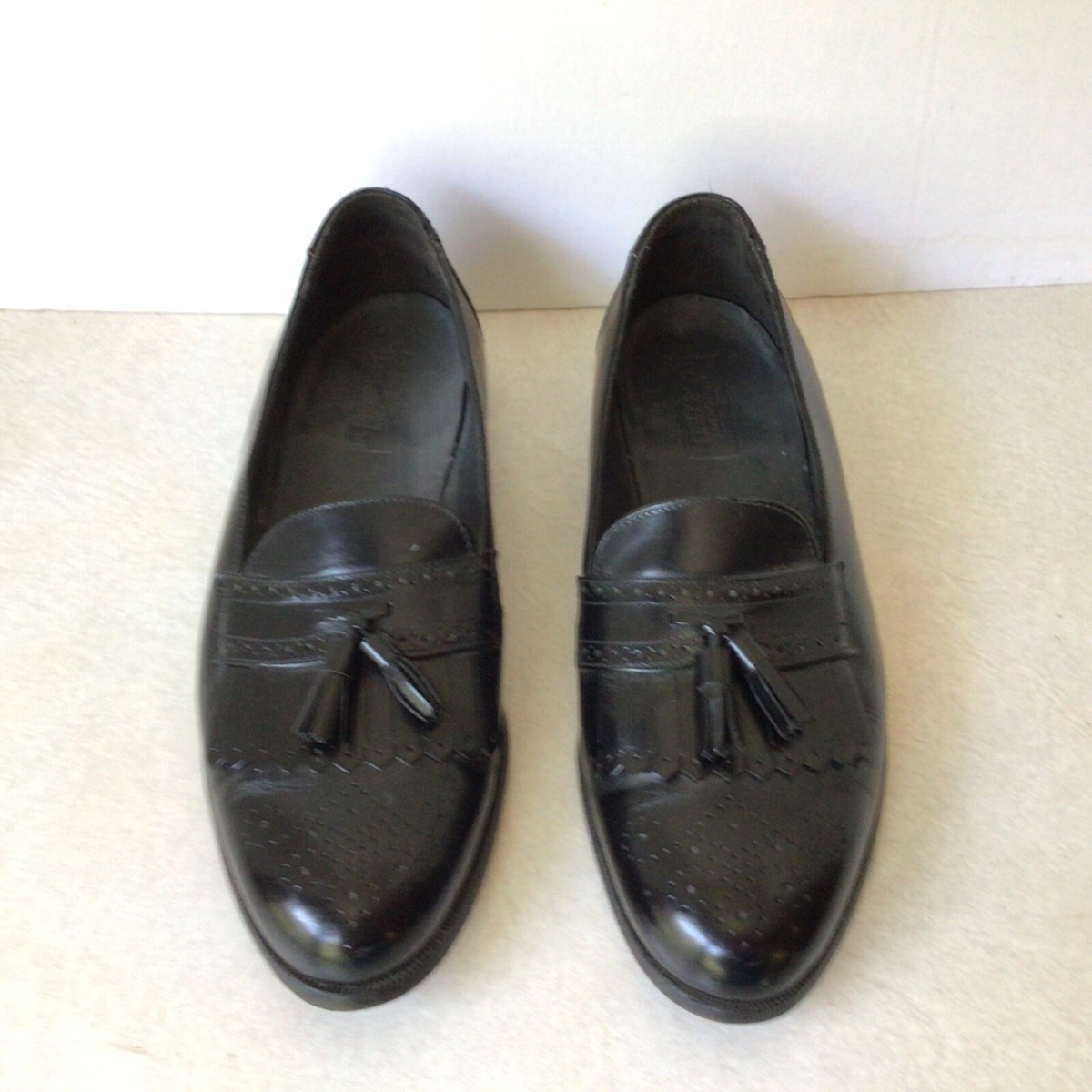 Bostonian Mens Sz 9.5M Dress Shoes Black Leather Tassel  display picture 2