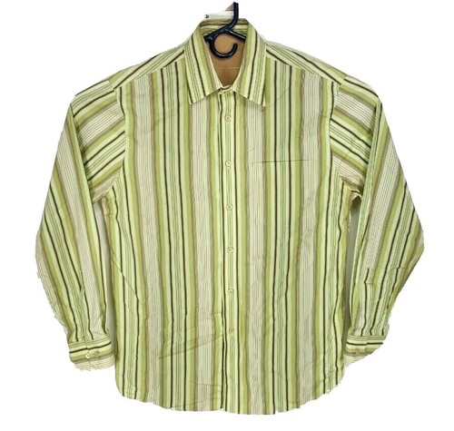 green emerald velvet dress Amazon.com: EXPRESS Men's Everyday Performance Dress Shirt – Slim Fit  Stretch Button-Up with Moisture-Wicking, Wrinkle-Resistant Fabric : Clothing,  Shoes & Jewelry main image 0