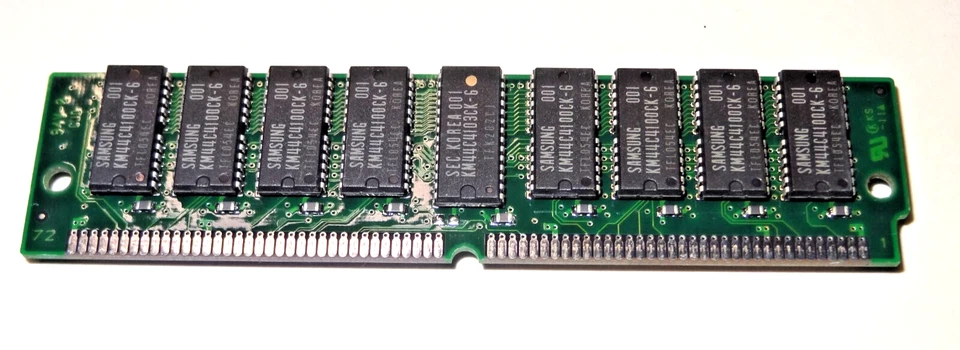 Samsung KMM5368103CK-6 32MB 72-Pin SIMM FPM (FastPage) Parity DRAM Memory Module - Image 2 of 2