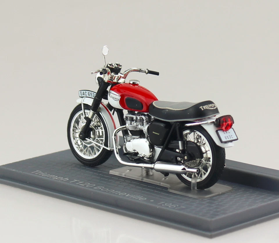 Triumph T120 Bonneville 1967 rot 1:24 Motorrad- Modell - Bild 2 von 2