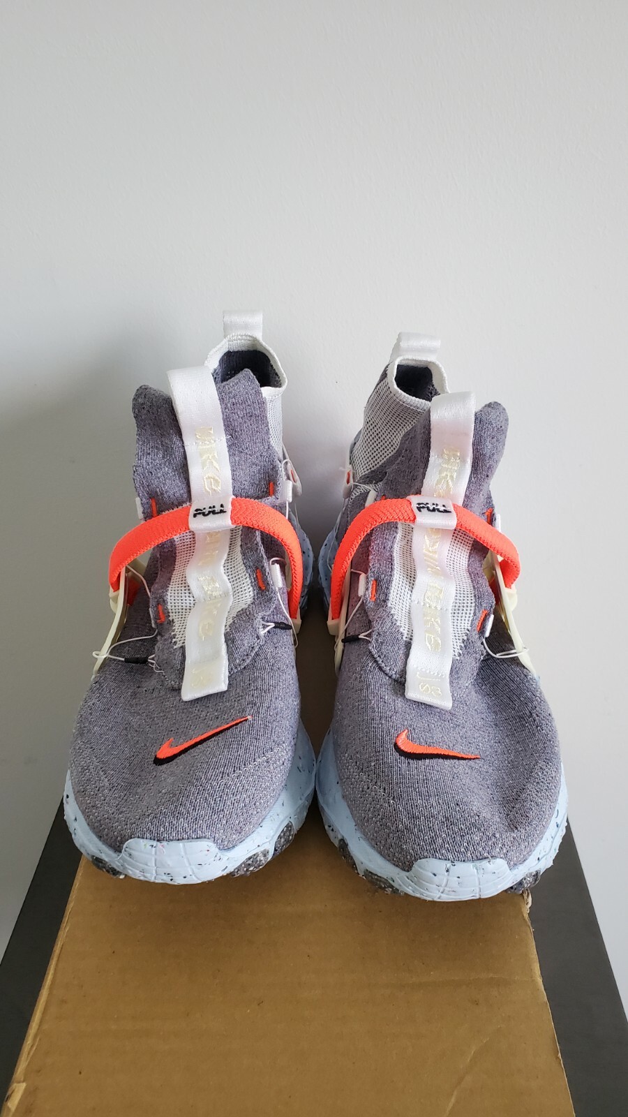 mens nike space hippie 03 vast grey hyper crimson