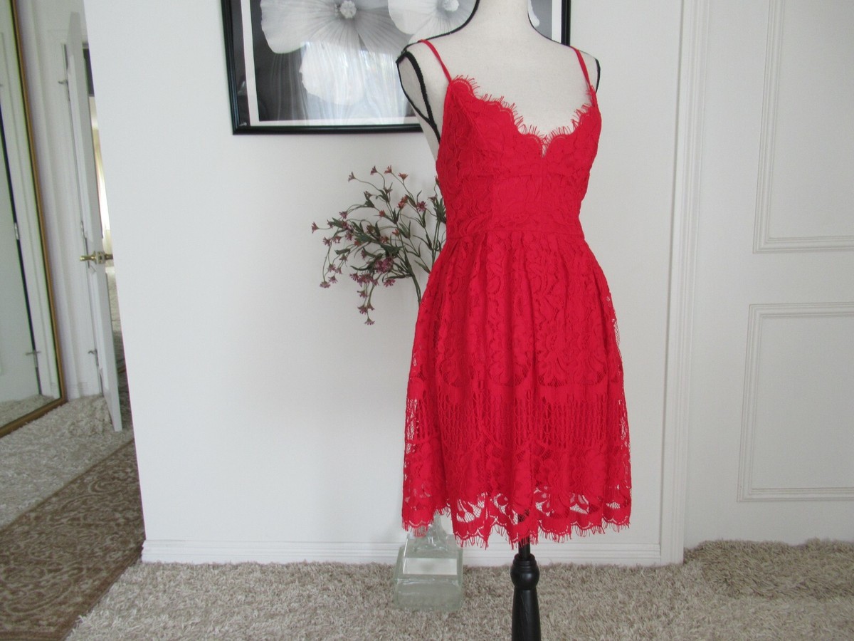 CHARLOTTE RUSSE ~ RED LACE LINED "EYELASH" DRESS - Size S ~ NEW /TAGS CHARLOTTE RUSSE ~ RED LACE LINED "EYELASH" DRESS - Size S ~ NEW /TAGS