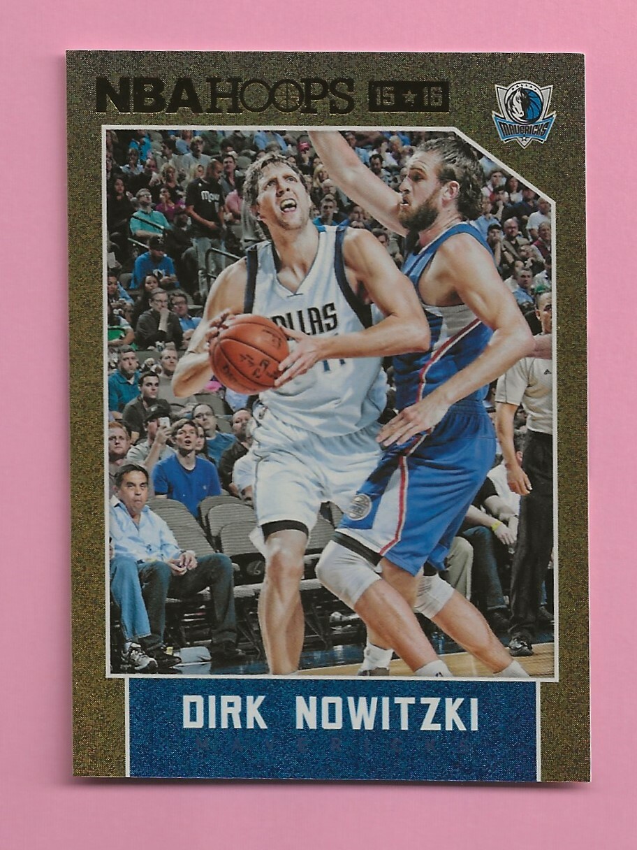 2015-16 Panini Hoops Gold Sparkle #159 Dirk Nowitzki Dallas Mavericks