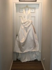 wedding dresses plus size 18