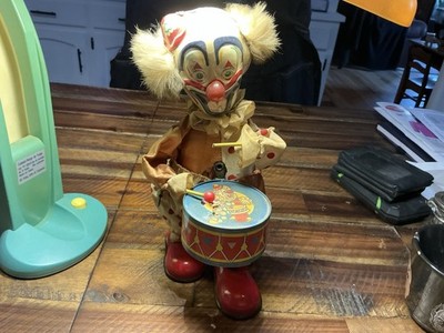 Super Rare Tin Wind Up Drumming Clown Japan Must See!
