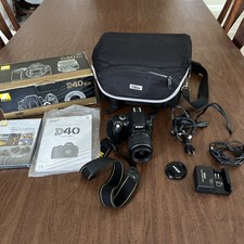 NIKON D40 DIGITAL DSLR Camera Bundle W/ Bag Lense Batteries Memory Card