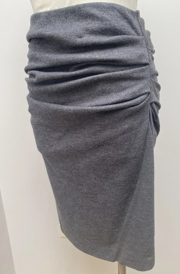 MaxMara Dark Gray Wool Bodycon Shirred Front Pencil Skirt sz IT 42 US 4-6