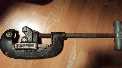 RIGID No. 2 HEAVY DUTY PIPE CUTTER CUTS 1/8