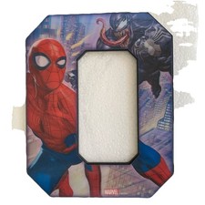 Spiderman and Venom Lenticular Letter O 3D Wall Decor 10"x8"