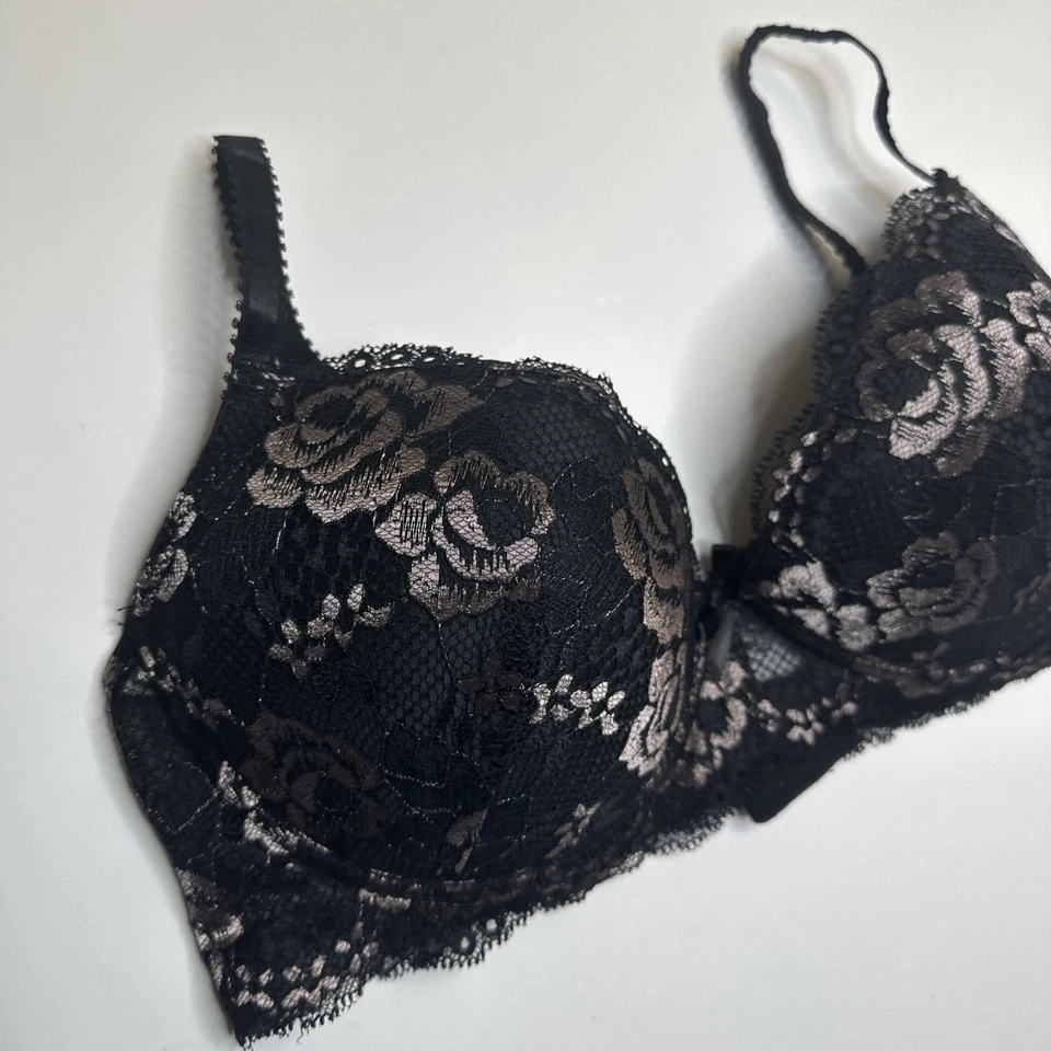 Sujetador de encaje floral negro ligeramente acolchado con aros Paramour by Felina talla 38C P5826 Foto 3 de 4