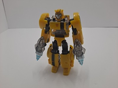 Transformers Legacy United Animated Universe Bumblebee Complete