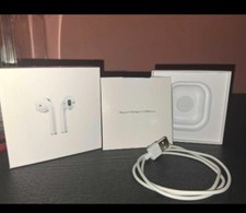 Apple AirPods 2a generazione con Custodia di Ricarica - Bianche