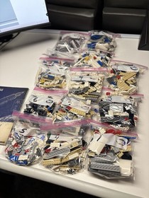 LEGO Ideas 21309 NASA 1969 Apollo Saturn V