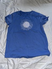 Women's Blue Short Sleeve T-Shirt With White Flower Graphic Size Large