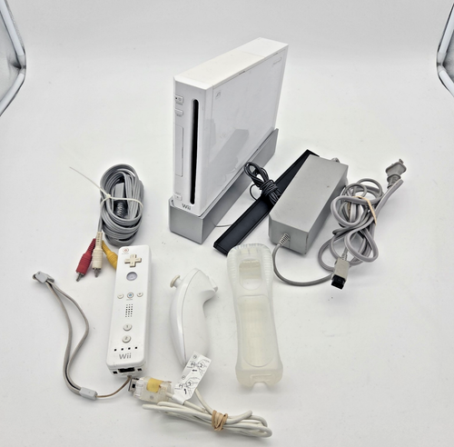 Nintendo Wii Gamecube Compatible RVL-001 Video Game Console Bundle ...