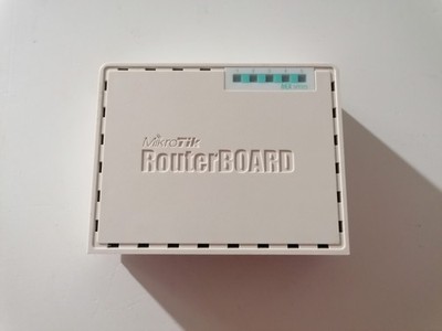 MikroTik RB750R2 - RouterBOARD hEX lite, 850 MHz, 64 MB RAM