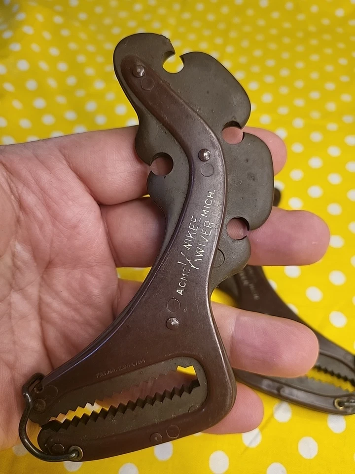 VINTAGE KWIKEE KWIVER ACME 4 ARROW RECURVE BOW QUIVER TRADITIONAL BOWHUNTING - Image 4 of 4