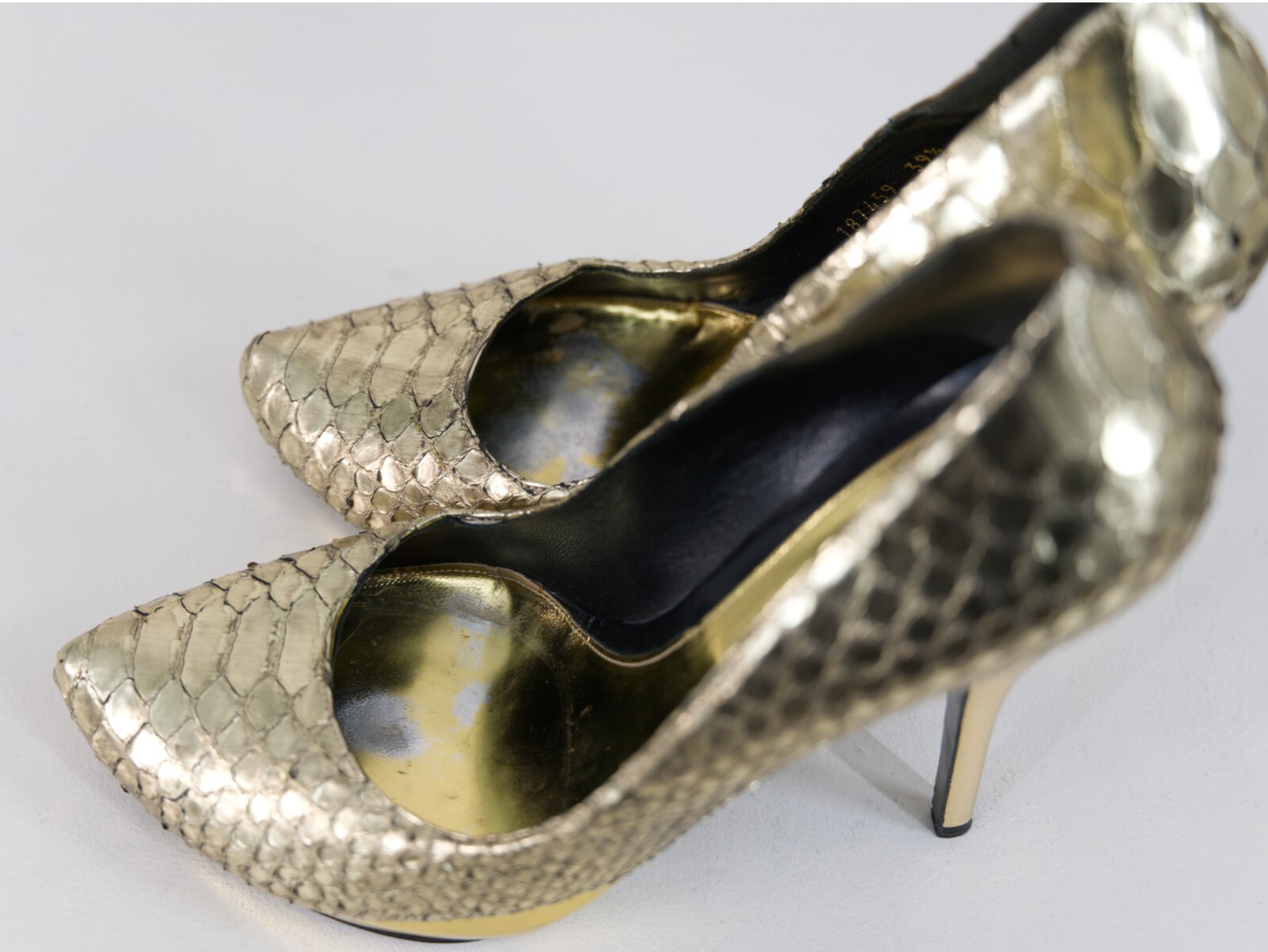 Alexander MC QUEEN Kult Python Gold Plateau High … - image 5