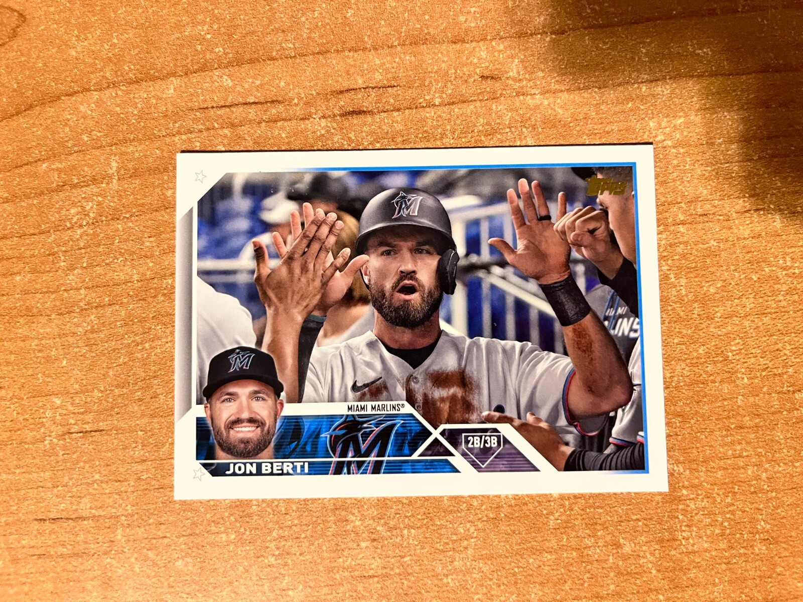 2023 Topps Series 1 - Jon Berti - #72 Golden Mirror Image Variation SSP