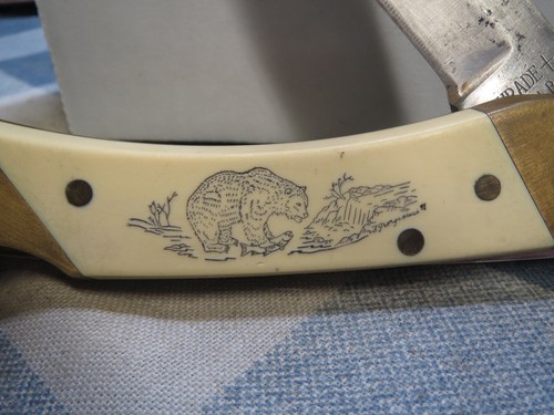 Vintage Schrade+ USA Scrimshaw Lockblade Knife, LB 7 size SC705 Bear And Fish - Picture 3 of 8