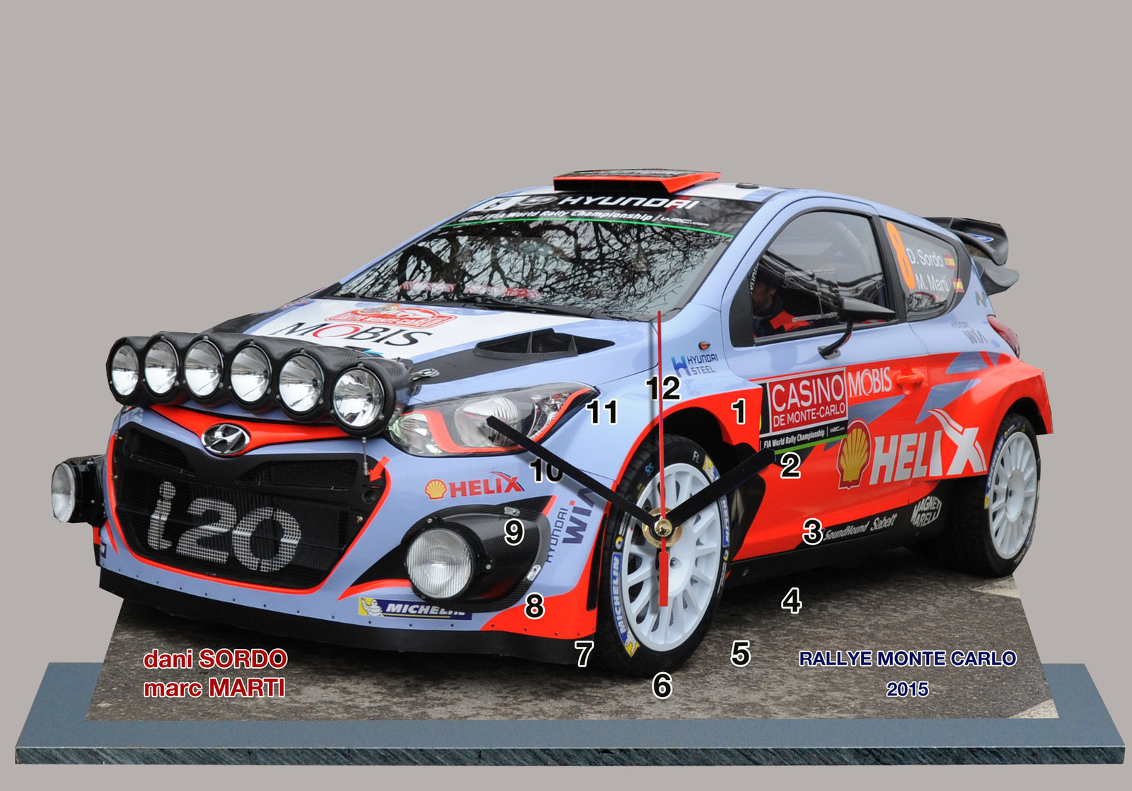 Modèle Réduit Hyundai i20 WRC Sordo Idéal pour Décorer un Bureau de Passionné de Course Automobile