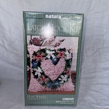 Natura Caron Latch Hook Rug Kit  HEART WREATH 12  X 12  