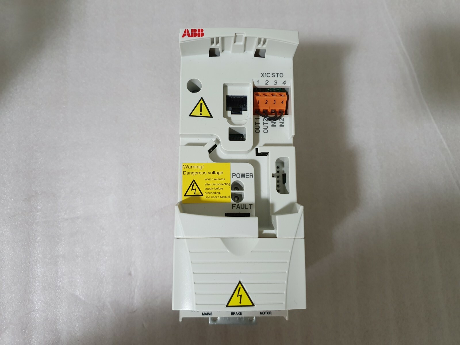NEW ABB GENERAL MACHINERY DRIVE ACS355-03U-04A7-2 685-217010-001