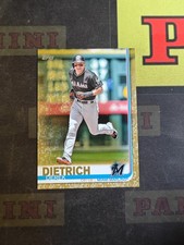 2019 Topps Series 1 Baseball Gold Derek Dietrich /2019