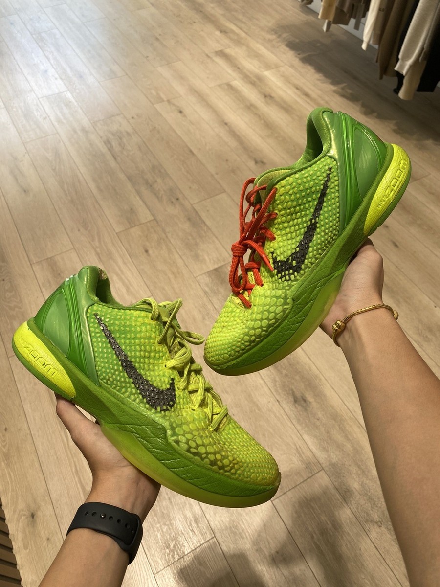 protro grinch kobe