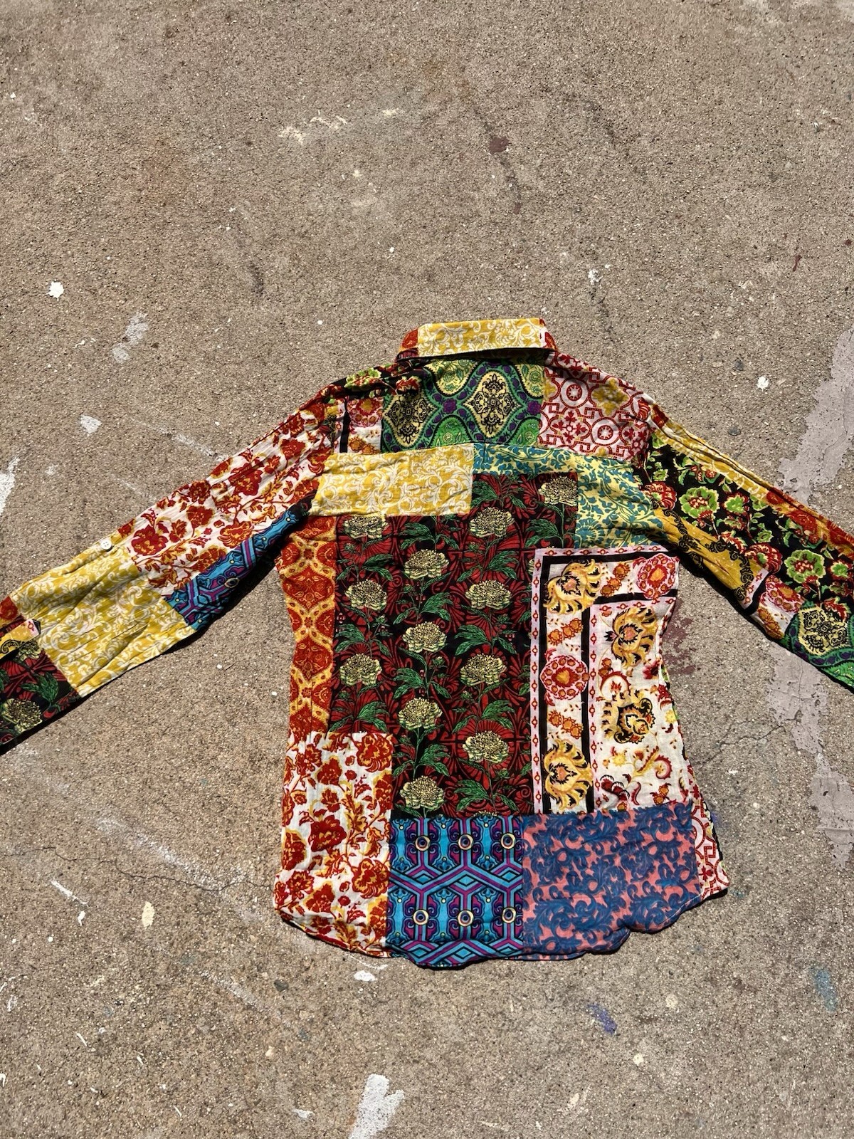 Multicolored Patchwork Dye Cotton Daisy Blouse - … - image 9