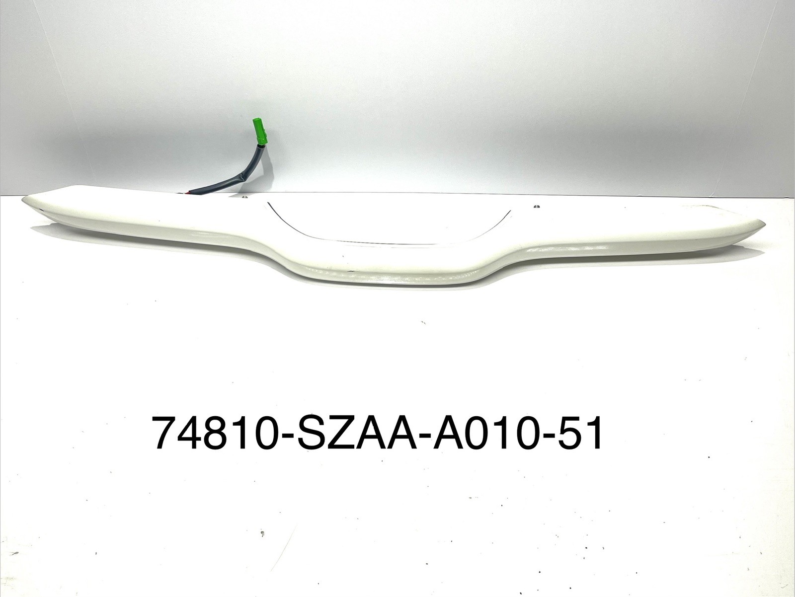 2009-2015 HONDA PILOT TRUNK LIFT GATE LIFTGATE HANDLE  White OEM