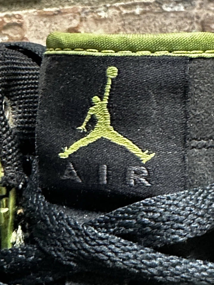 SUPER RARO Nike Air Jordan 1 Anodizado Verde Chispa Talla 10.5 Para hombres #414823-301 Foto 4 de 4