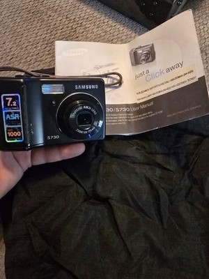 Samsung Digimax S730 7.2 MP Digital Camera - Black