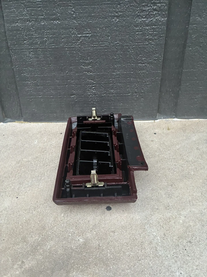 Оригинальная бордовая красная отделка вентиляционных отверстий приборной панели 88-94 Chevy GMC Truck GM C1500 K1500 - Изображение 2 из 4