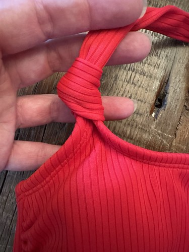 Xhilaration Bikini Swim Top Red Women’s Size M Removable Padding Adjustable NWT - Picture 15 of 15