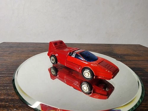 Gobots Bandai Turbo MR-07 RED 1983 Vintage Action Figure (Broken Arm)