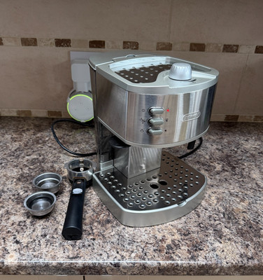 DeLonghi EC330S Espressomaschine 15 Bar Cappuccino Maschine 1100W