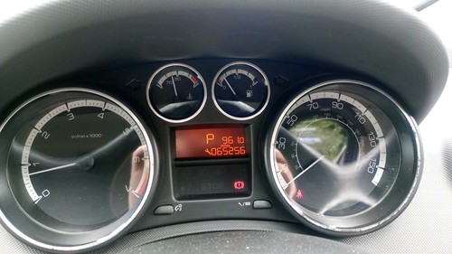 Peugeot 308, low milage, automatic, long mot - Picture 9 of 9