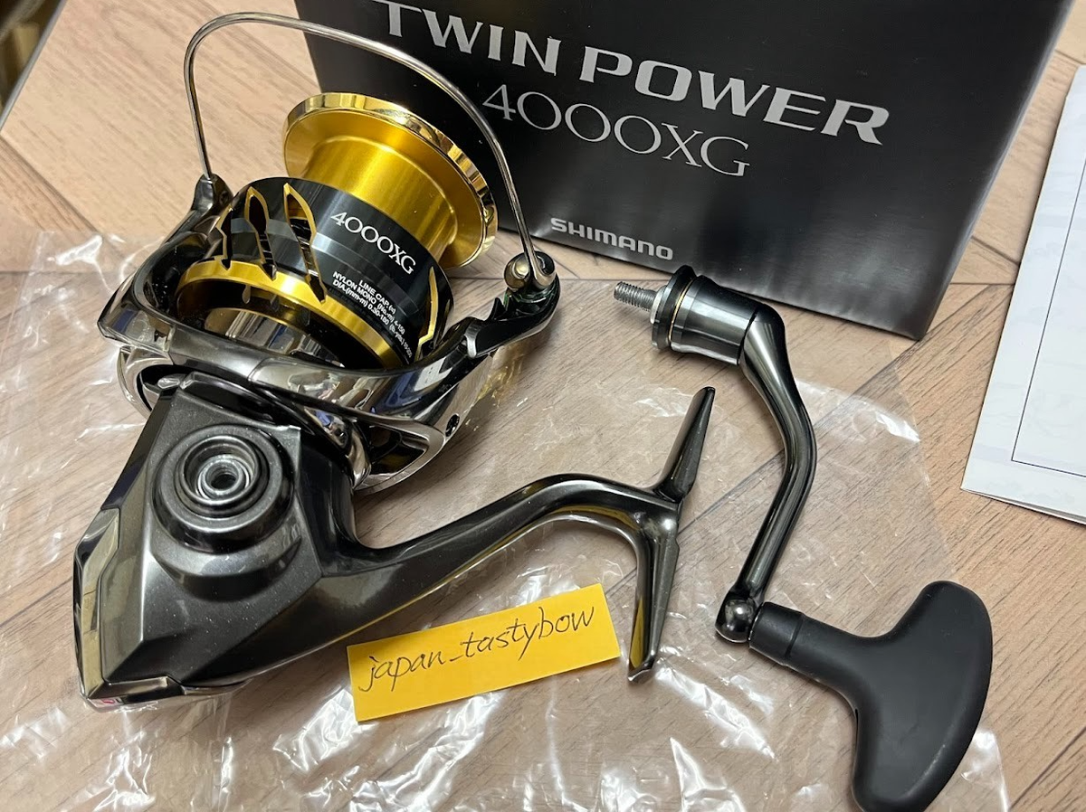 Shimano Twin Power 4000XG Spinning Reel - Black/Gold for