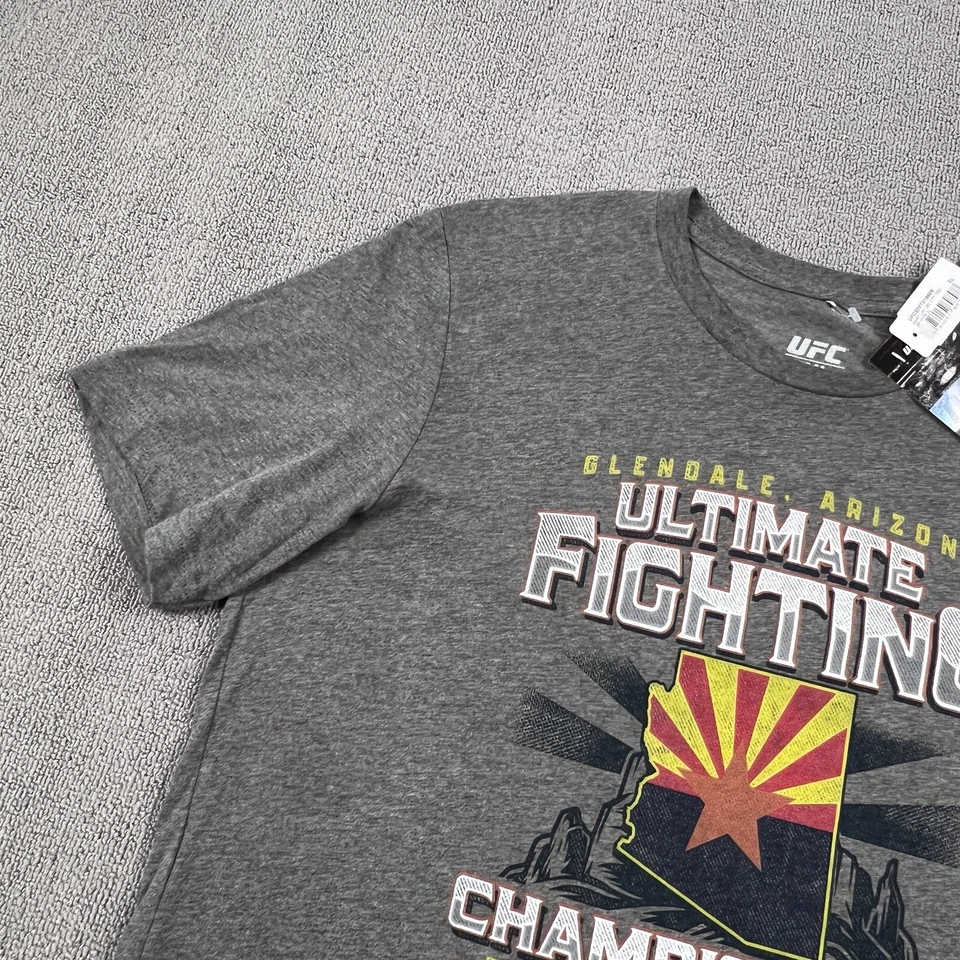 Camisa UFC Adulto Extra Grande Manga Corta MMA Arizona Lucha Informal Para Hombre Foto 2 de 4