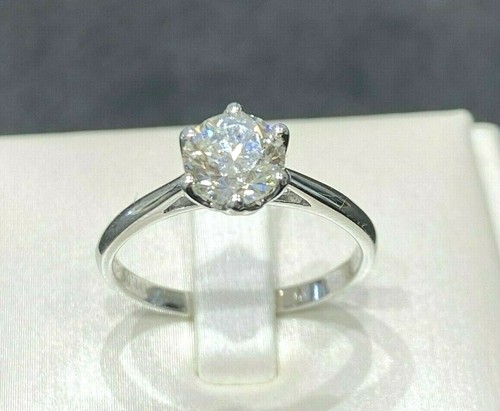 1.00ct Diamond Ring in 18ct White Gold with GIA Certified - Picture 2 of 13