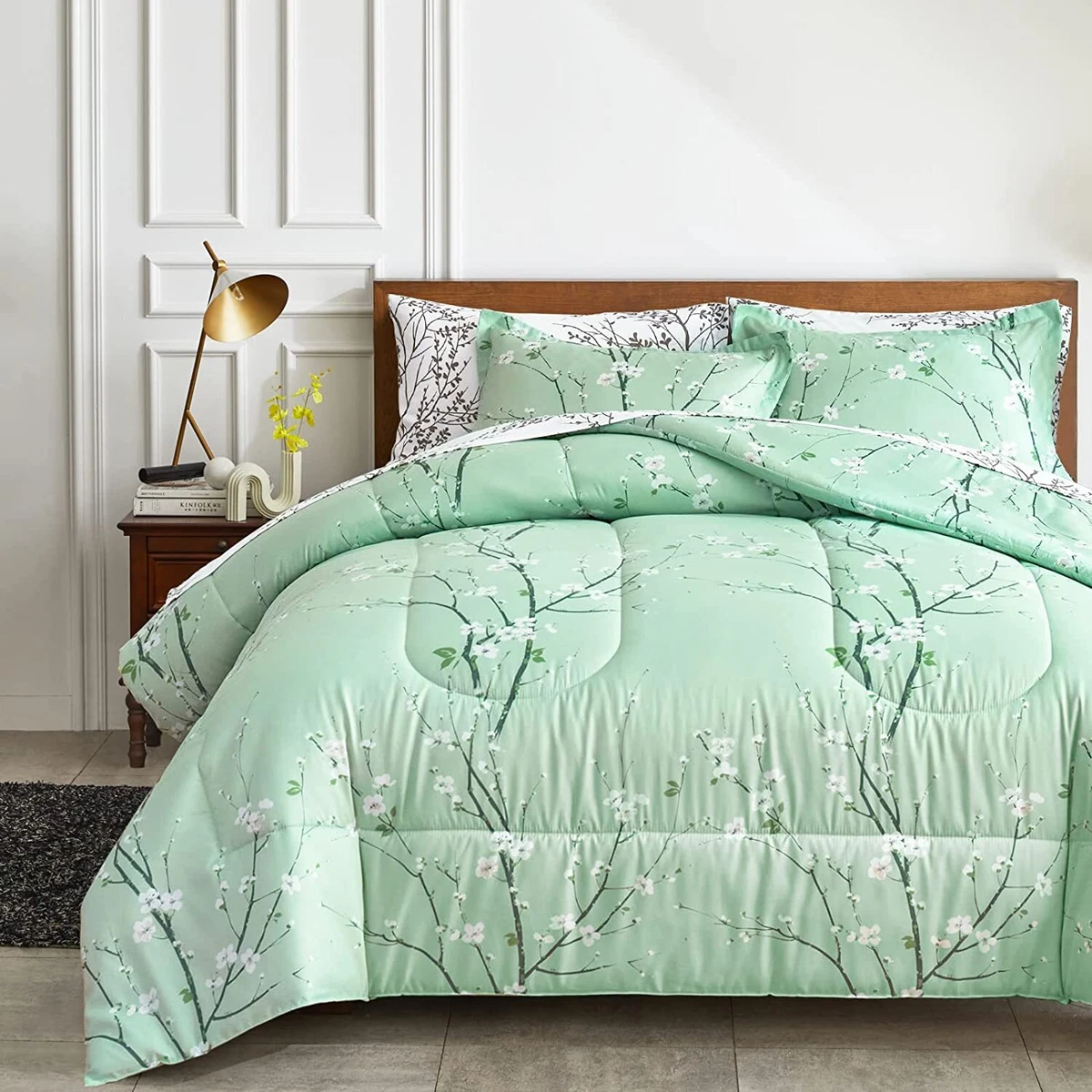Twin 2024 green comforter