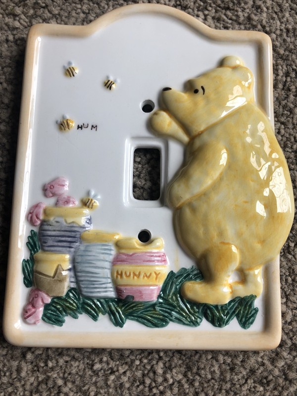 Charpente Disney Classic WINNIE THE POOH Switch Plate Cover Ceramic Original Box