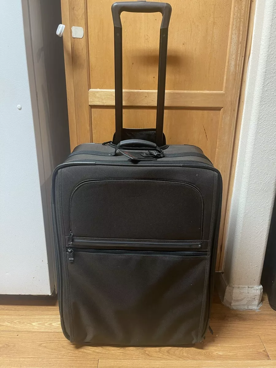 Tumi G4 22904B4 wheeled travel luggage eBay